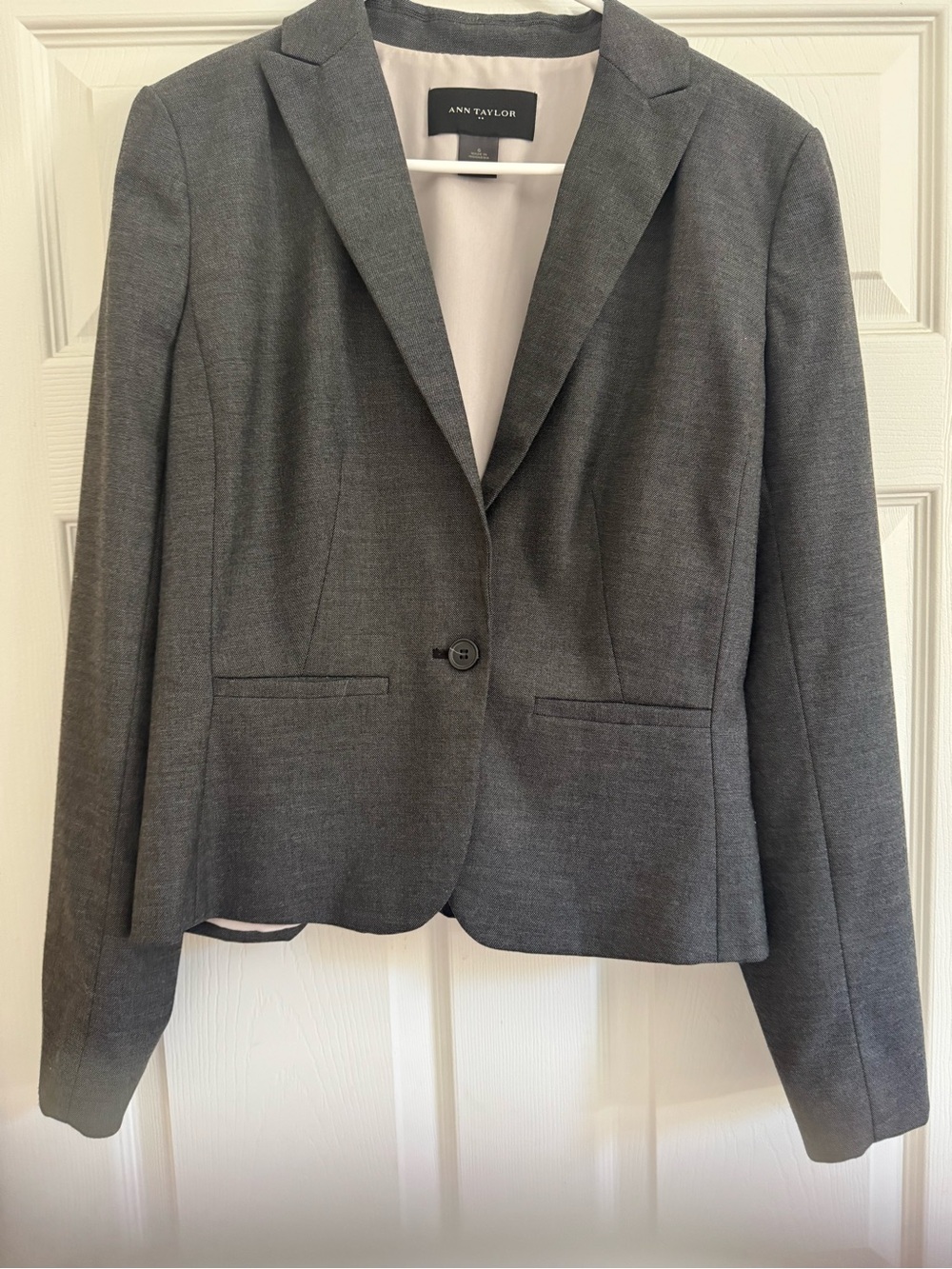 Ann Taylor Gray Single-Button Tailored Blazer